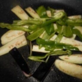 茄子 牛肉 ピーマン 筍の焼き肉のたれ炒め レシピ 作り方 By アルプスの乙女 楽天レシピ